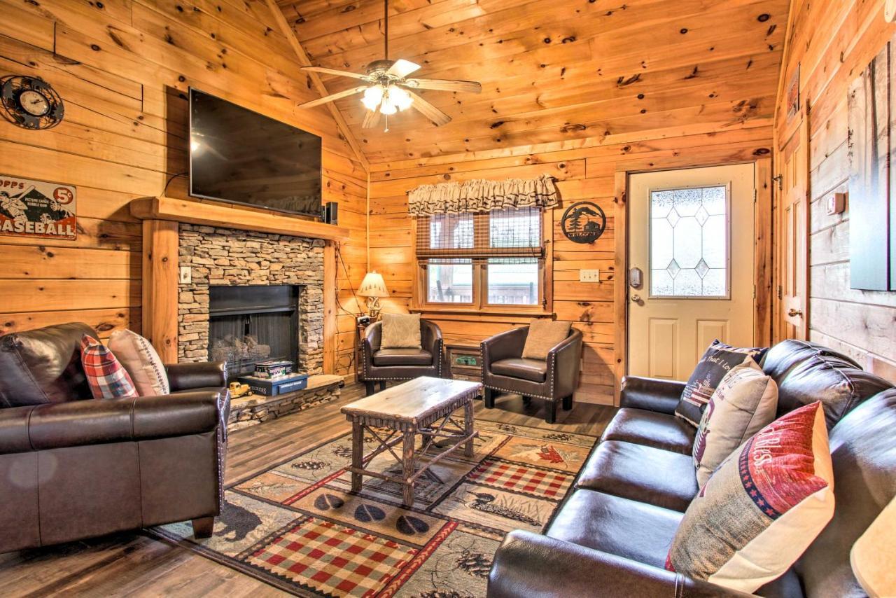 Pigeon Forge Cabin With Hot Tub And Mountain Views! Εξωτερικό φωτογραφία
