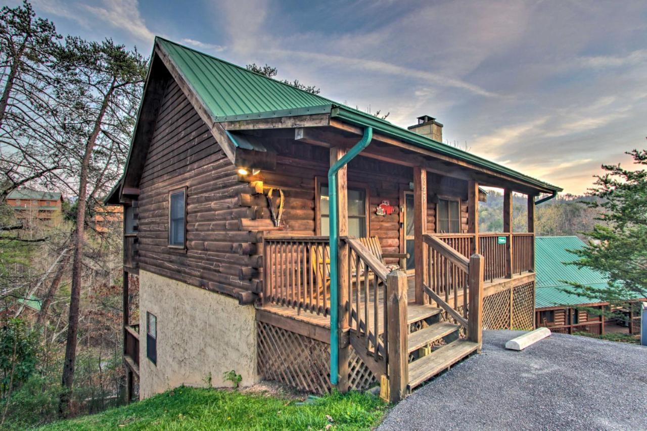 Pigeon Forge Cabin With Hot Tub And Mountain Views! Εξωτερικό φωτογραφία