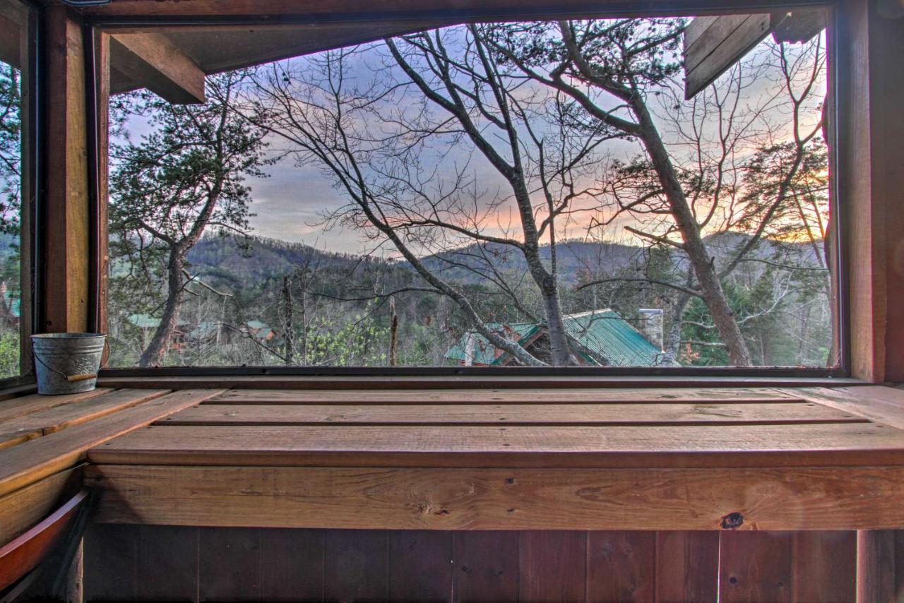 Pigeon Forge Cabin With Hot Tub And Mountain Views! Εξωτερικό φωτογραφία